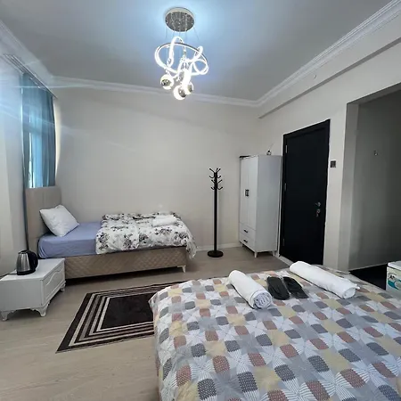 Apartmanhotel Home Suite 4*